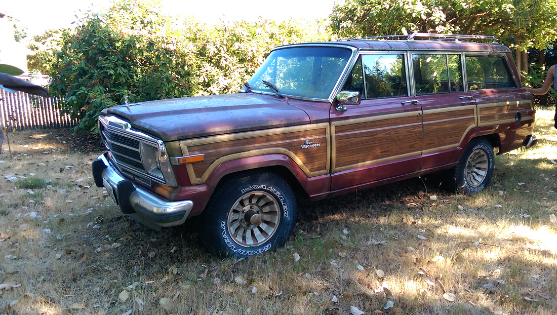 a new project with a few more wheels than normal, '86 Jeep Grand Wagoneer... || blog.peterlombardi.com