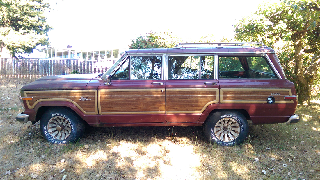 a new project with a few more wheels than normal, '86 Jeep Grand Wagoneer... || blog.peterlombardi.com